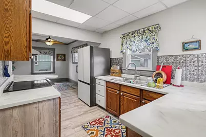 709 Griswold Street, Jackson, MI 49203 - Photo 12