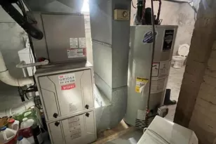 709 Griswold St, Jackson, MI 49203 - Photo 18