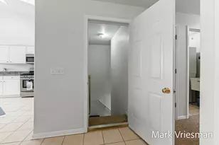 2411 Lake Ave, Muskegon, MI 49445 - Photo 28