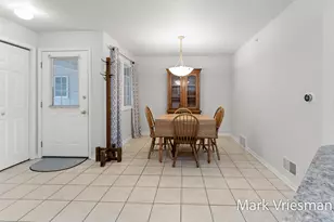 2411 Lake Ave, Muskegon, MI 49445 - Photo 14