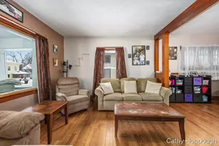 346 E Washington St, Ionia, MI 48846 - Photo 6