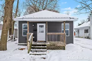 305 W Congress St, Greenville, MI 48838 - Photo 16