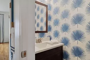 217 W Merchant St, New Buffalo, MI 49117 - Photo 8