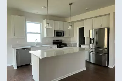 27106 Gallop Way, Saline, MI 48176 - Photo 2