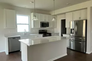 27106 Gallop Wy, Saline, MI 48176 - Photo 2