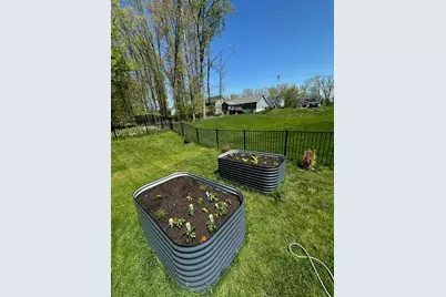 481 Sessions Woods Drive N, Grand Rapids, MI 49534 - Photo 6