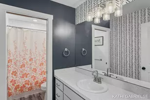 481 Sessions Woods Dr N, Grand Rapids, MI 49534 - Photo 38