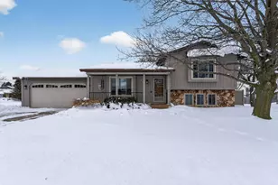 5875 Brookfarm Dr SE, Grand Rapids, MI 49508 - Photo 1