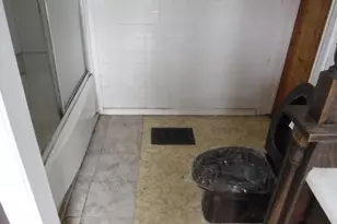 919 4th St, Three Rivers, MI 49093 - Photo 18