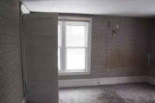 919 4th St, Three Rivers, MI 49093 - Photo 16