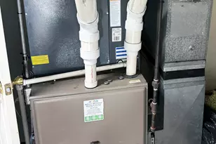 29011 Glenarden St, Farmington Hills, MI 48334 - Photo 24