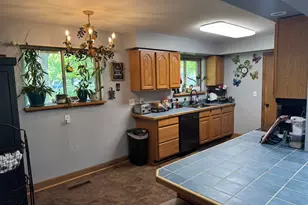 29011 Glenarden St, Farmington Hills, MI 48334 - Photo 10