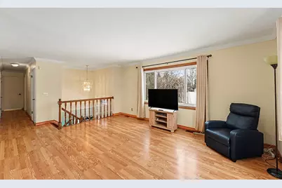 24213 Broadview Street, Farmington Hills, MI 48336 - Photo 8