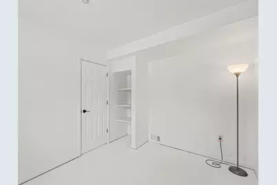 24213 Broadview Street, Farmington Hills, MI 48336 - Photo 34