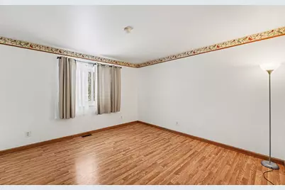 24213 Broadview Street, Farmington Hills, MI 48336 - Photo 20