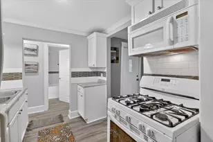 1238 Broadway, Benton Harbor, MI 49022 - Photo 10