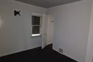 9120 Winthrop St, Detroit, MI 48228 - Photo 8