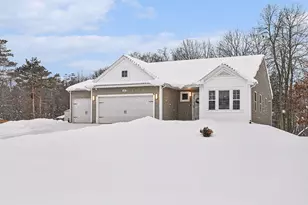 1401 Springview Ct, Middleville, MI 49333 - Photo 2