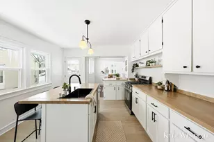 341 Holly St SW, Wyoming, MI 49548 - Photo 14