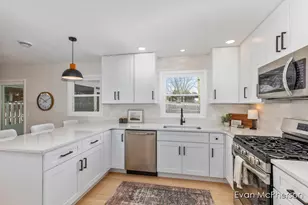 2512 Union Ave NE, Grand Rapids, MI 49505 - Photo 16