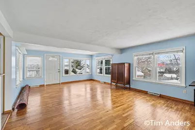 6773 Elmview Avenue NE, Rockford, MI 49341 - Photo 4