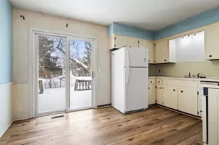 1951 Ridgewood Ave SE, Grand Rapids, MI 49506 - Photo 18