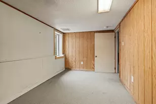 1951 Ridgewood Ave SE, Grand Rapids, MI 49506 - Photo 20