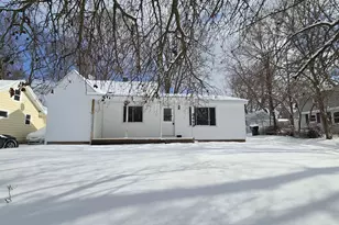 3429 Lowcroft Ave, Lansing, MI 48910 - Photo 1