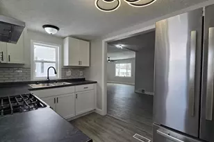 3429 Lowcroft Ave, Lansing, MI 48910 - Photo 10