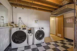 1370 Manorwood Dr SE, Grand Rapids, MI 49508 - Photo 22