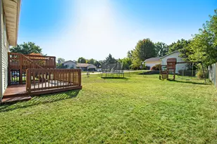 1370 Manorwood Dr SE, Grand Rapids, MI 49508 - Photo 26