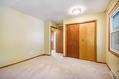 1370 Manorwood Drive SE, Grand Rapids, MI 49508 - Photo 10