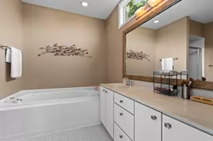 4760 Sawgrass Dr E, Ann Arbor, MI 48108 - Photo 32