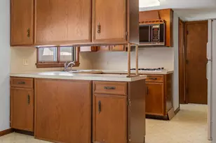 409 W Lakewood Blvd, Holland, MI 49424 - Photo 16