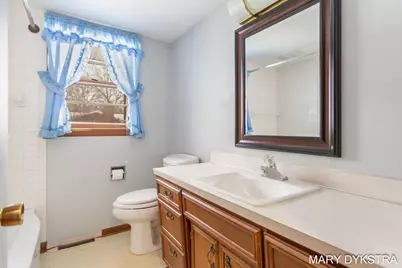 409 W Lakewood Boulevard, Holland, MI 49424 - Photo 24