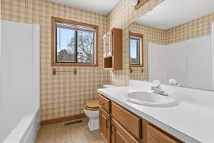 5052 Green Meadow Rd, Kalamazoo, MI 49009 - Photo 16