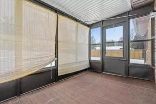 5052 Green Meadow Rd, Kalamazoo, MI 49009 - Photo 12