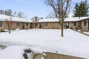 5052 Green Meadow Rd, Kalamazoo, MI 49009 - Photo 2