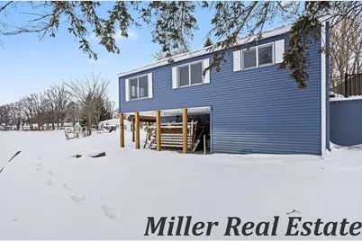 9059 S M 43 Highway, Delton, MI 49046 - Photo 4