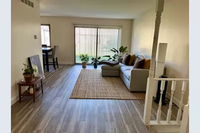 29077 Tiffany Drive W, Southfield, MI 48034 - Photo 2