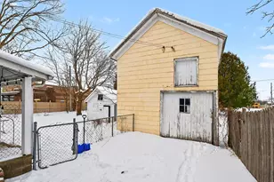 118 N Hudson St SE, Lowell, MI 49331 - Photo 22