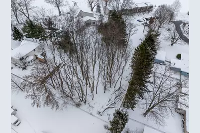 411 Gidley Circle, Grand Haven, MI 49417 - Photo 12