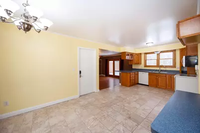 1656 Walnut Ridge Circle, Canton, MI 48187 - Photo 10