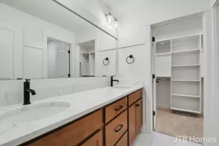 5940 Valley Point Dr SE, Caledonia, MI 49316 - Photo 16