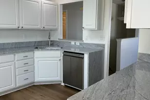 3956 Bridle Pass, Ann Arbor, MI 48108 - Photo 4