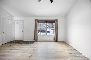 3557 Greenly Ct, Holland, MI 49424 - Photo 6