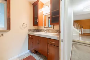 26036 Parke Ln, Grosse Ile, MI 48138 - Photo 24