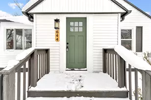 644 W 20th St, Holland, MI 49423 - Photo 2