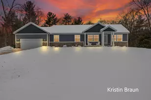 3023 Angelwood Dr, Muskegon, MI 49445 - Photo 2