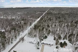 3023 Angelwood Dr, Muskegon, MI 49445 - Photo 64